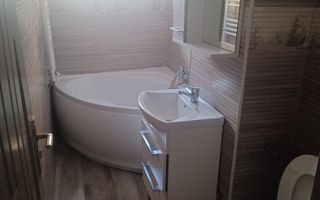 Apartament 3 camere, etaj 1, aproape de Parc Padurice - Poză 13