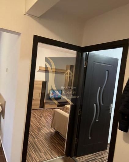Apartament 2 Cam Metrou Eroii Revoluției - Poză 2