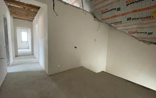 Casa spatioasa cu 1000 mp teren in Aiton - Poză 6