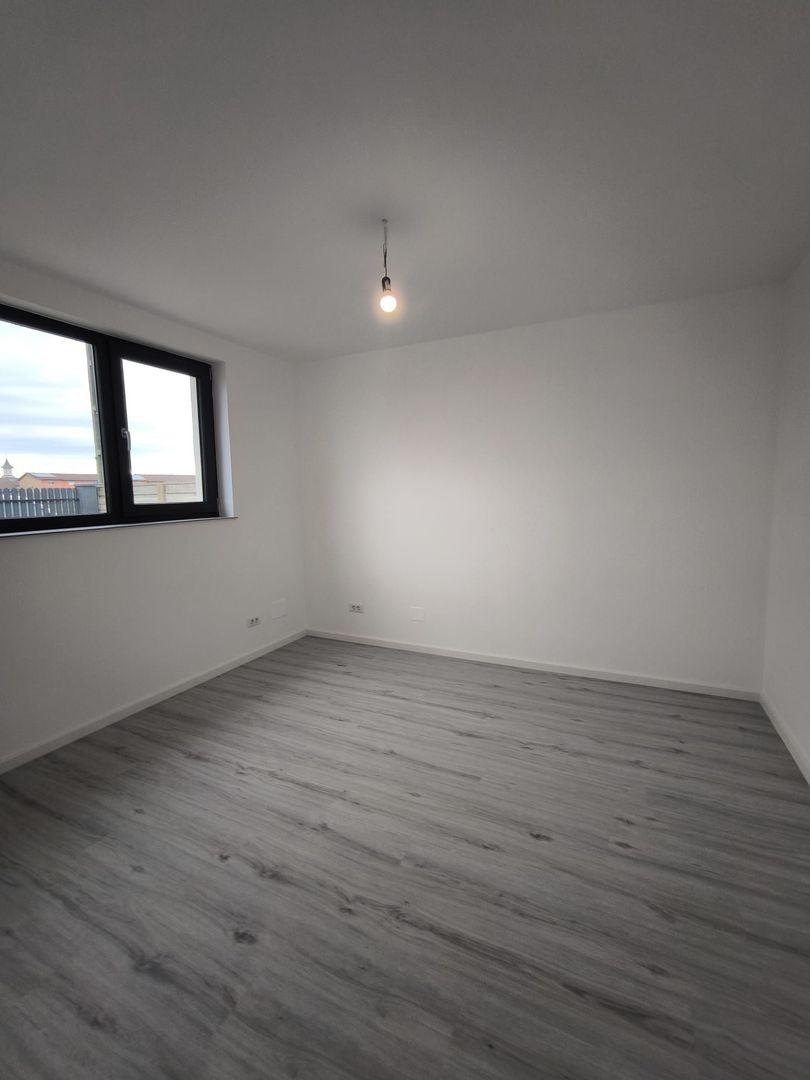 CASA NOUA SUPERBA IN NOJORID BIHOR 4 CAMERE - Poză 16