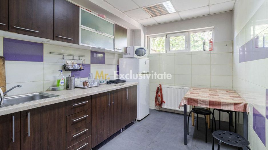 Clădire modernă, versatilă, cu terasă panoramică – locuință sau business - Poză 21