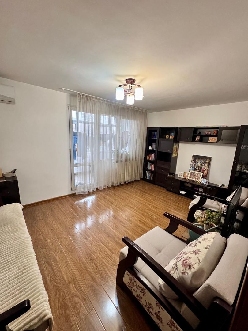 Apartament 3 camere Drumul Taberei - Poză 1
