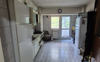 Vanzare Apartament 2 Camere Bd. Unirii la intersectia Nerva Traian cu O. Goga - Poză 2
