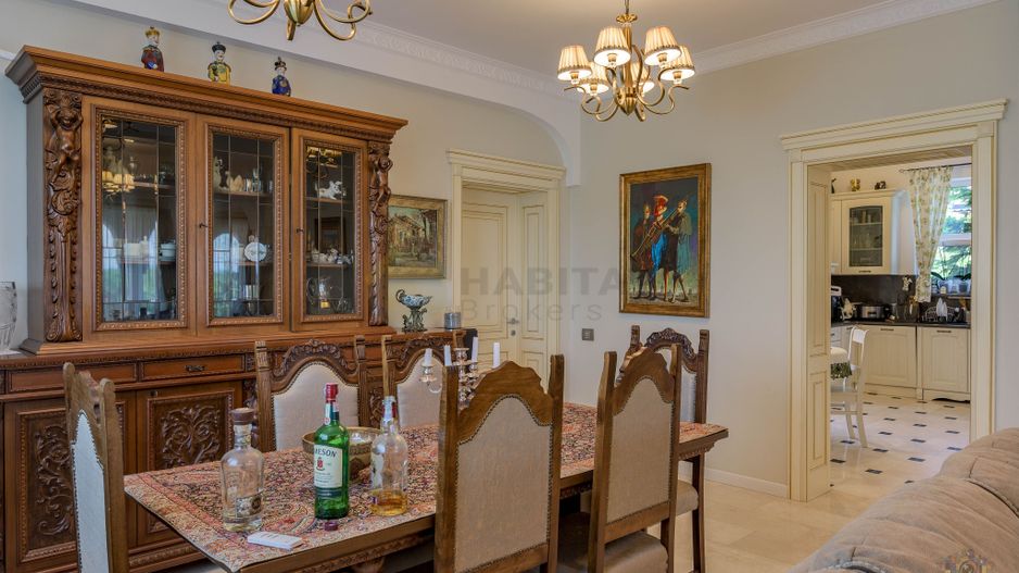 Vila Albatros | Eleganta aristocrata pe malul lacului - Poză 28