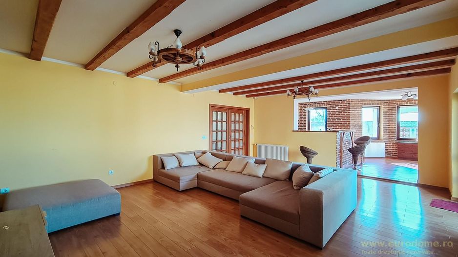 Casă nouă, intrare Stupini - Poză 3