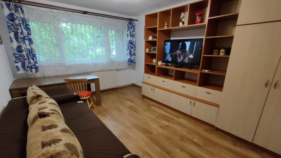 Apartament 2 camere bloc tip P reabilitat Mall Plaza, Drumul Taberei - Poză 1