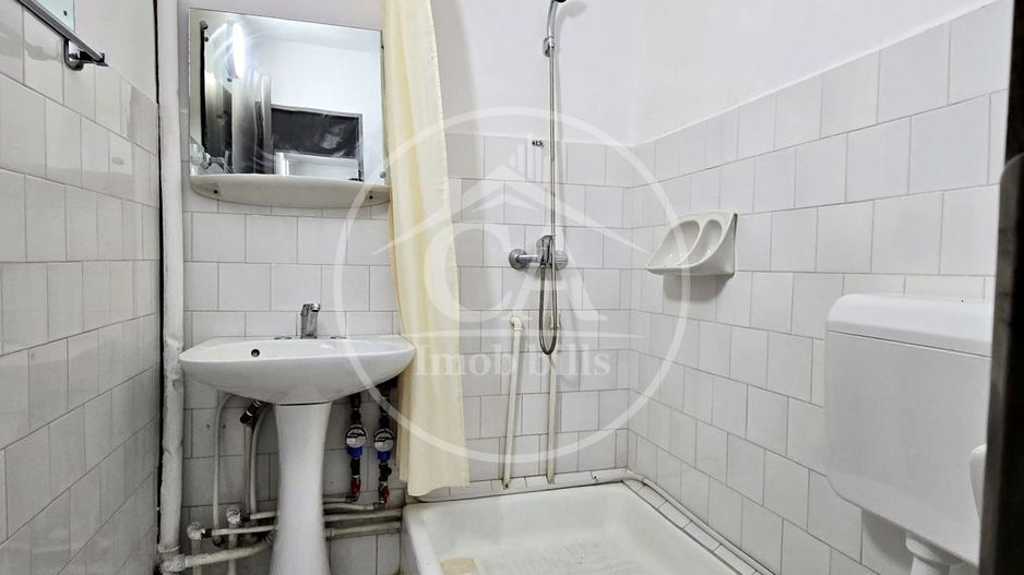 Apartament cu 4 camere de închiriat în zona Decebal, Oradea - Poză 10