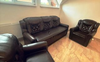 Apartament la casa, zona Șura Mare !! - Poză 2