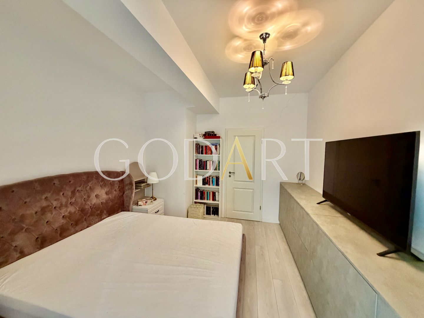 Apartament 3 camere | Curte | Mobilat Utilat LUX | Parcare - Poză 8