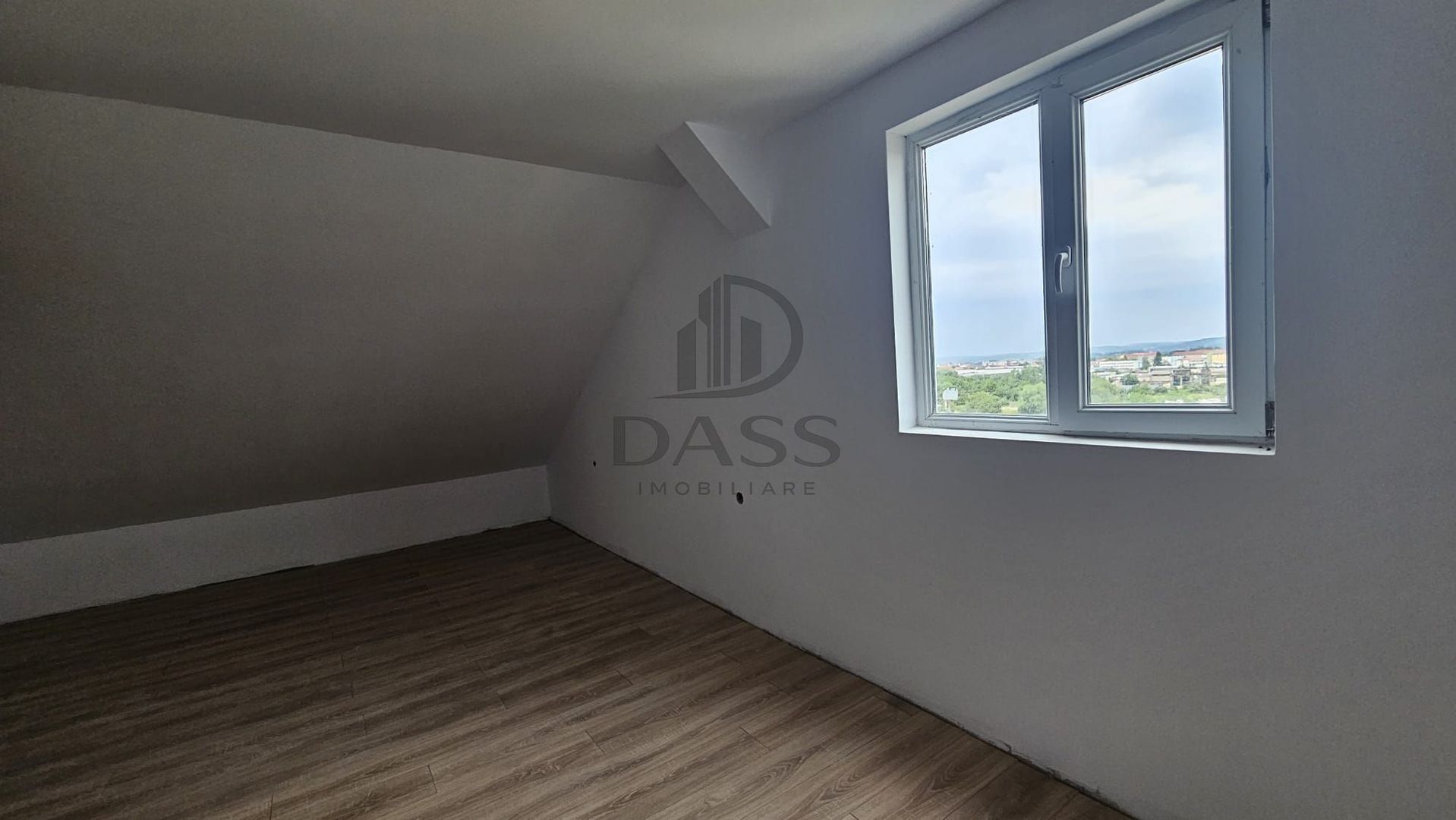 Garsoniera pe doua niveluri Stefan cel Mare Sibiu - Poză 3