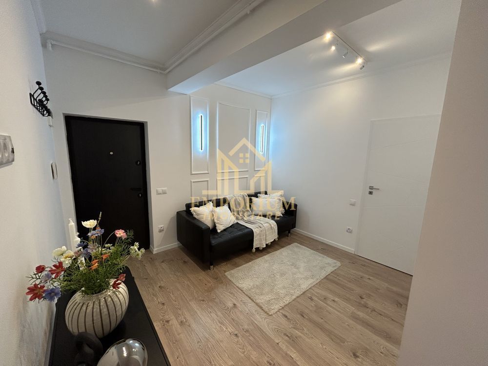 3 camere semidecomandate, Parcare, AC, Gruia, zona Garii - Poză 3