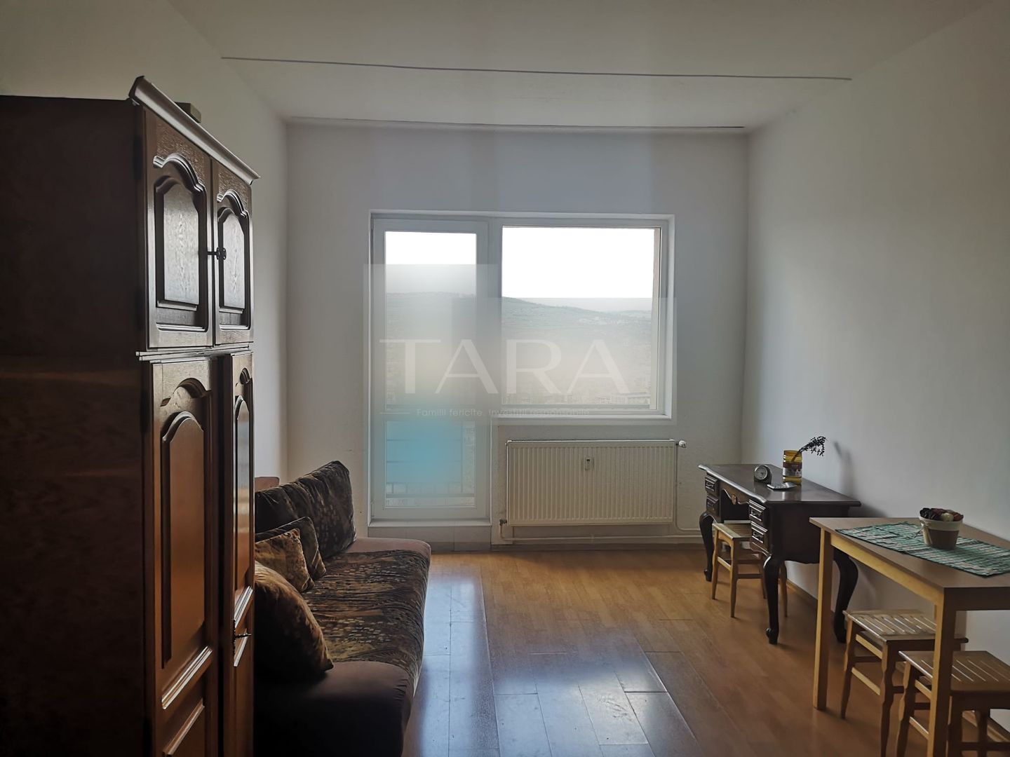 Apartament luminos cu vedere panoramică - Poză 4