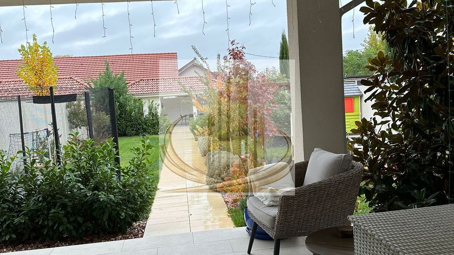 Duplex premium cu 4 camere, 3 bai | Dumbrăvița | Curte spectaculoasă - Poză 40