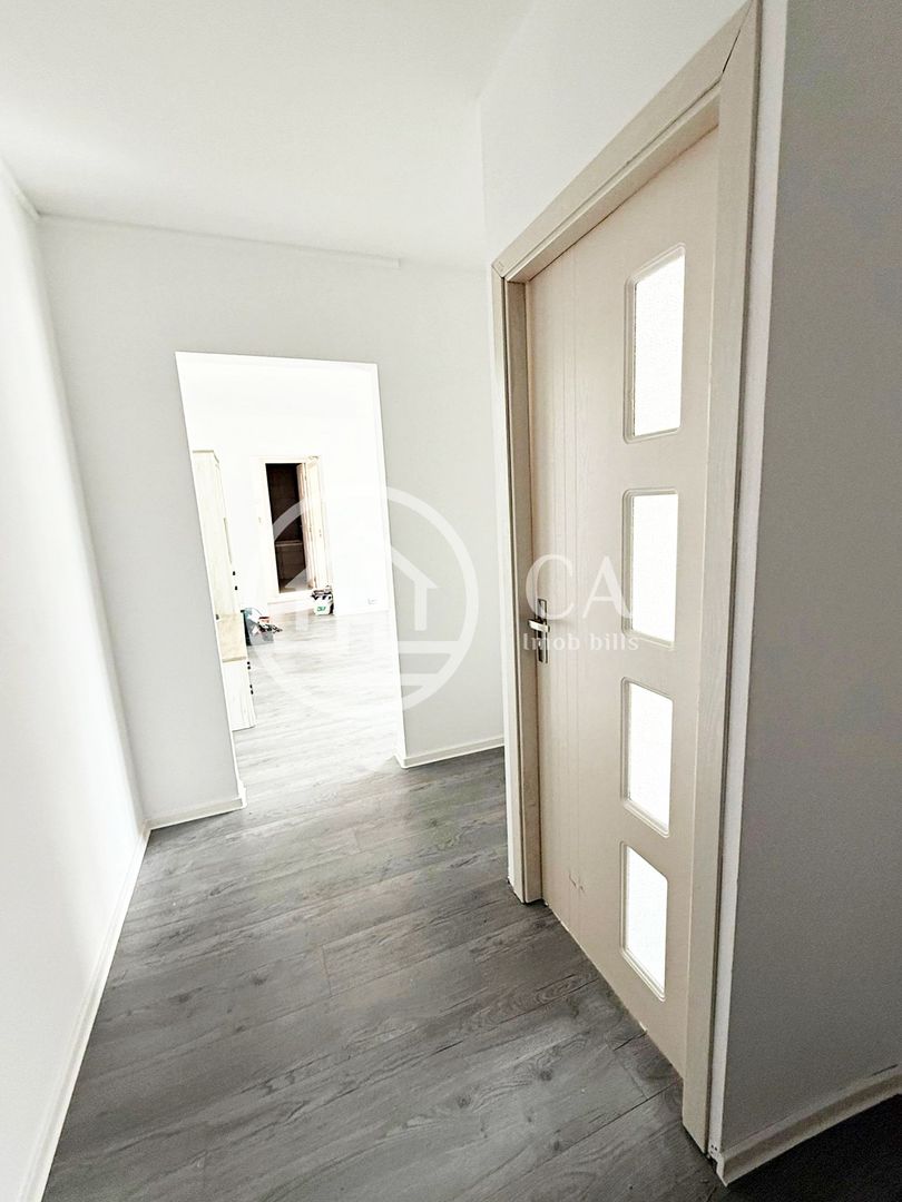 Apartament cu 2 camere de vanzare in Zona Rogerius, Oradea - Poză 8