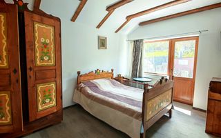 Casa / vila,  pensiune investitie zona Sacele, Brasov - Poză 4