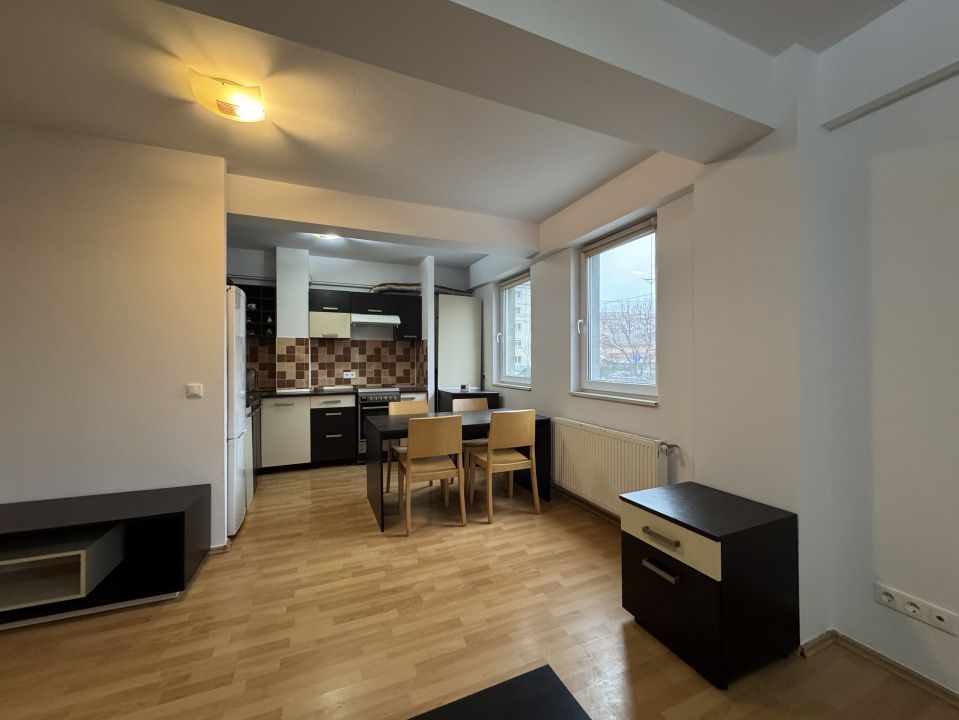 Apartament cu 3 camere, 2 bai, parter inalt, bloc nou, zona Lipovei. COMISION 0  - Poză 7