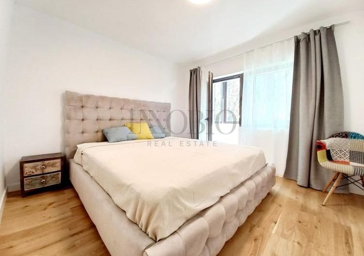 Proprietar, vand ap 4 camere, Aviatiei - Poză 1