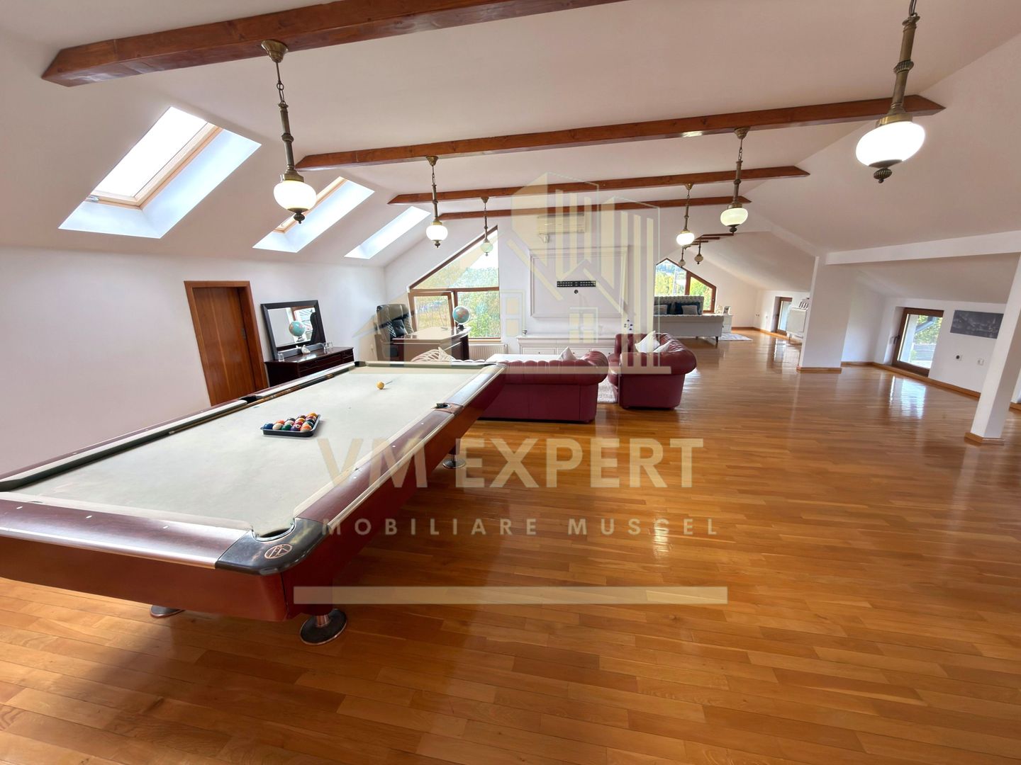 CASĂ 5 CAMERE TEREN 1600 MP CAMPULUNG - Poză 54