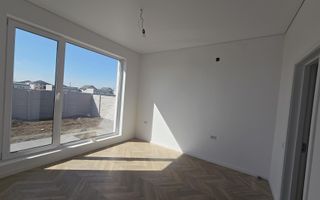 Casa individuala- 4 camere- 371mp teren- placa de beton - Poză 7