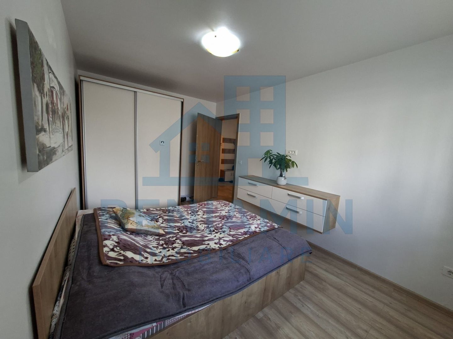 Apartament 2 camere decomandat parter Mall Coresi 50mp parcare boxa - Poză 11