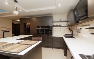 Chirie, apartament, 4 camere, strada Nadejda Ruso,Rîșcani - Poză 1