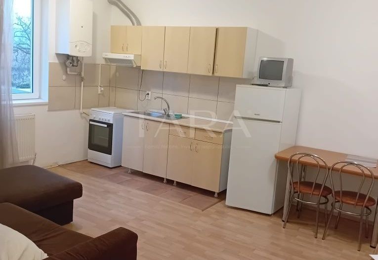Apartament cu 1 cameră, 41 mp, parcare și centrală proprie. - Poză 3