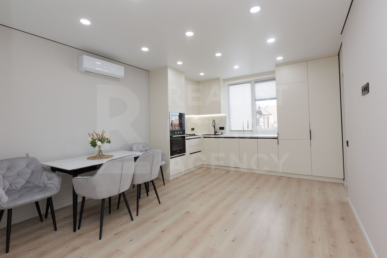 Vânzare, apartament, 3 camere, str. Regele Carol, Durlești - Poză 6