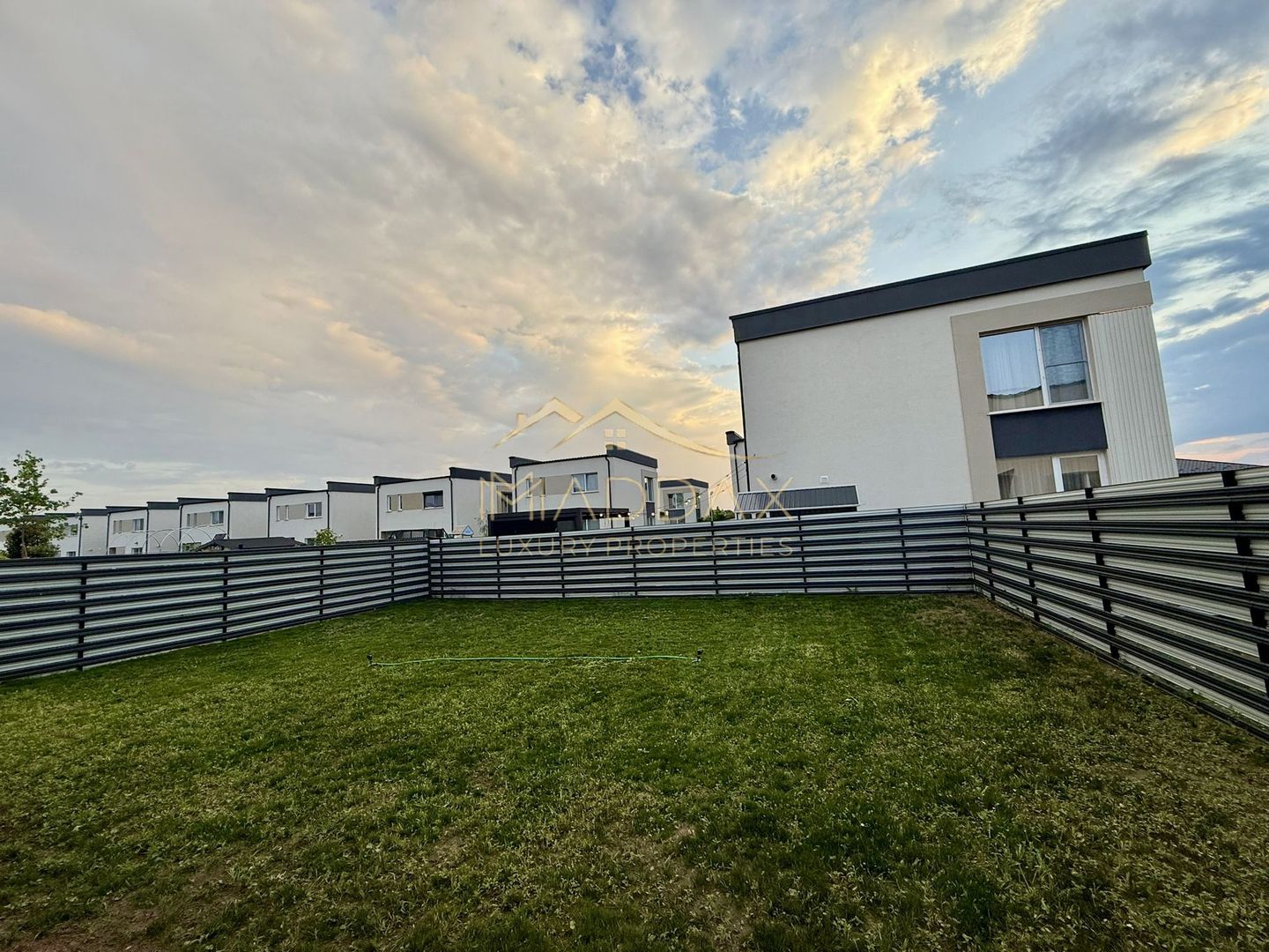 Vila individuala P+1 ***4 camere***curte proprie 380 mp//CORBEANCA - Poză 17