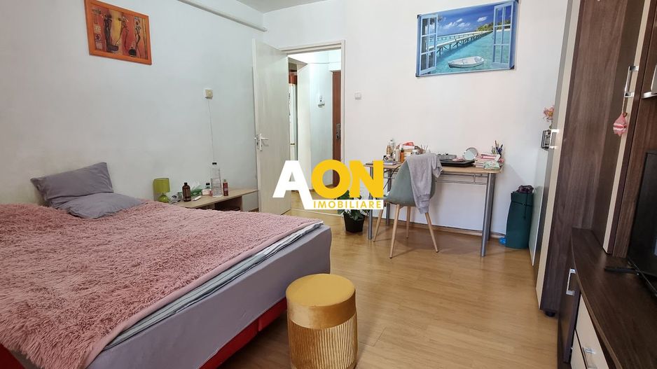 Garsoniera Zona Spital, Complet Mobilata - Poză 1