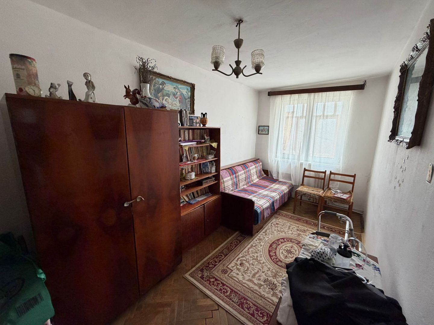 Apartament 3 camere, etaj 2 - zona Centru - Poză 6