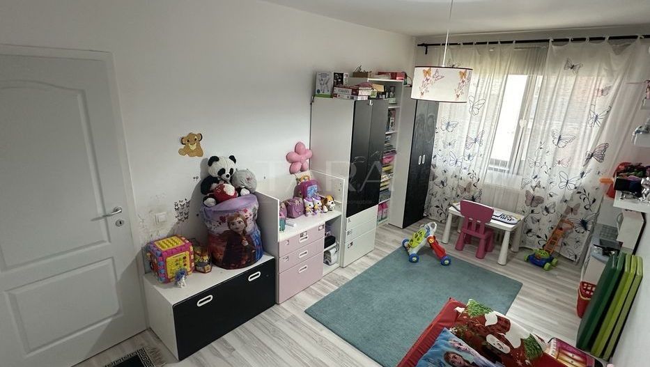 Apartament 4 camere, Floresti, zona Parc Poligon - Poză 3