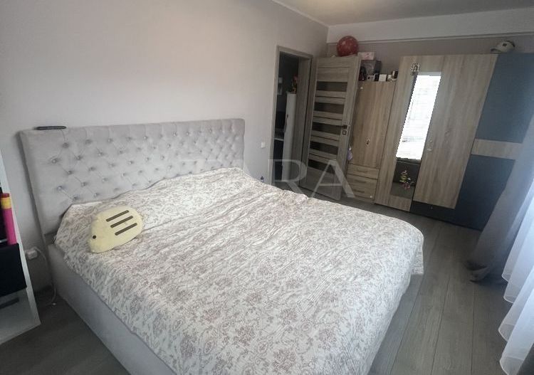 Vând apartament cu 2 camere în Florești, zona Florilor. - Poză 7