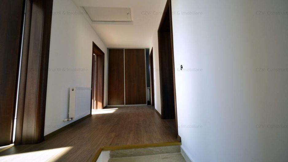 Predare la Cheie, Curte Amenajata, Toate Utilitatile in Uz - Poză 14