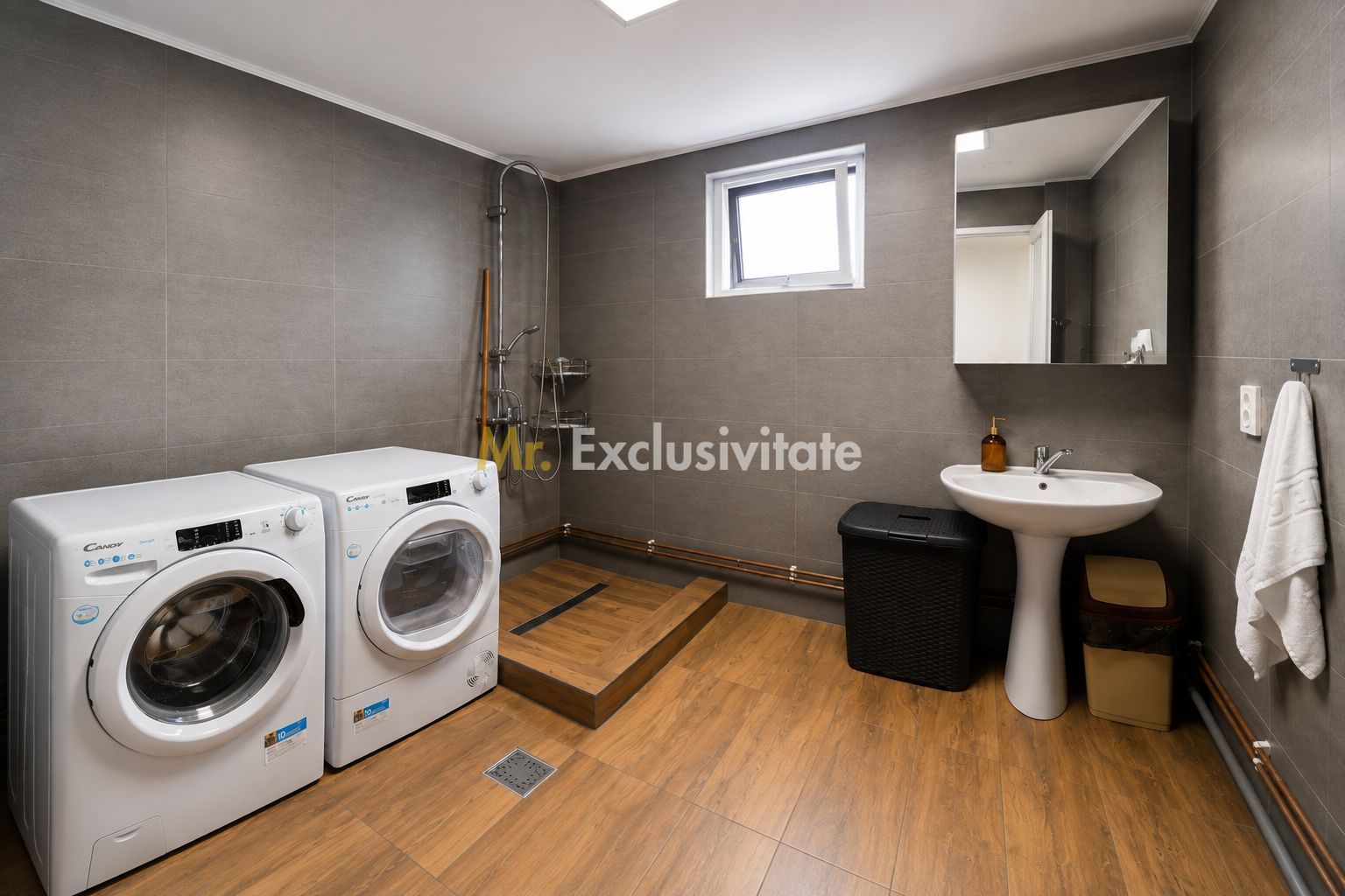 Splendoarea naturii imbinata cu stilul modern=pensiune exclusivista - Poză 19