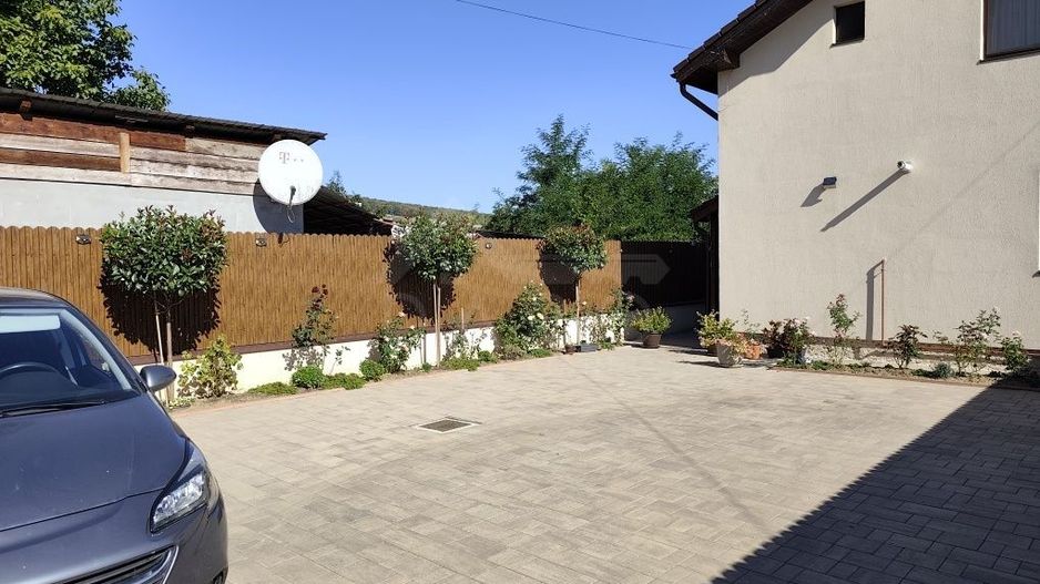 Duplex de vanzare in Sancraiu de Mures - Poză 1