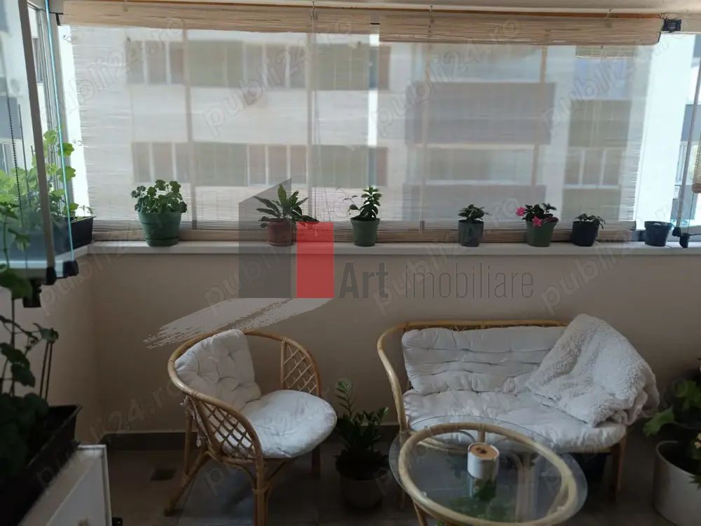 Apartament 2 camere de vanzare - Poză 3