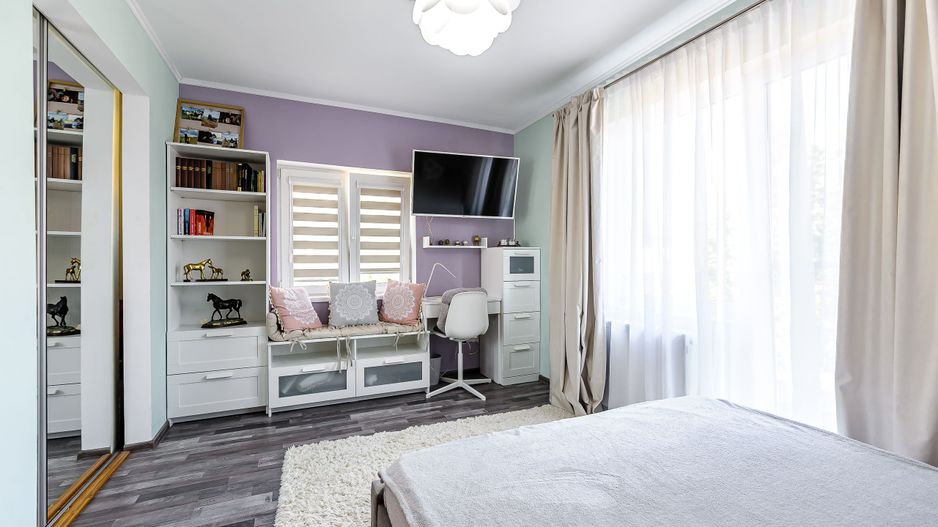 Casă înșiruită în Gradiște cu garaj - Poză 4