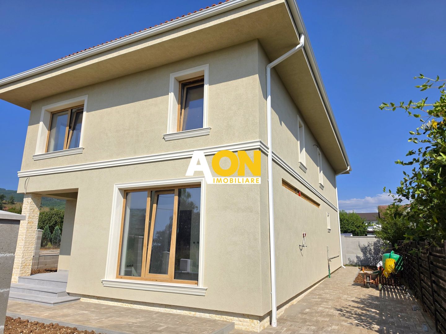 Casă premium, semifinisată, 5 camere, 3 băi, 411 mp teren, Cetate - Poză 4