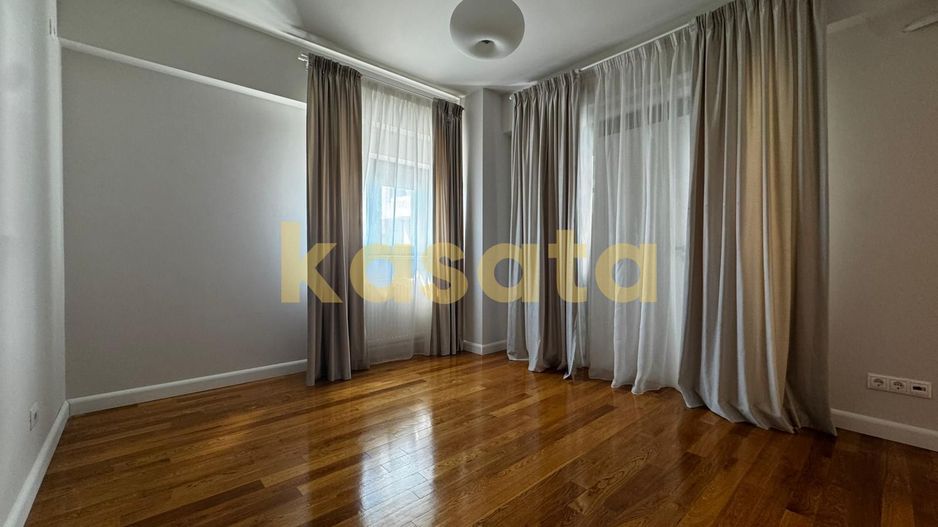 Apartament 4 camere | Premium | Upground | Panoramic Lake & City Views - Poză 11