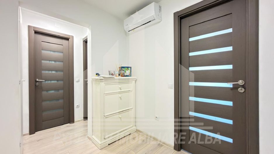 Apartament 2 camere decomandate | 50 mp | Renovat | Cetate - Poză 2