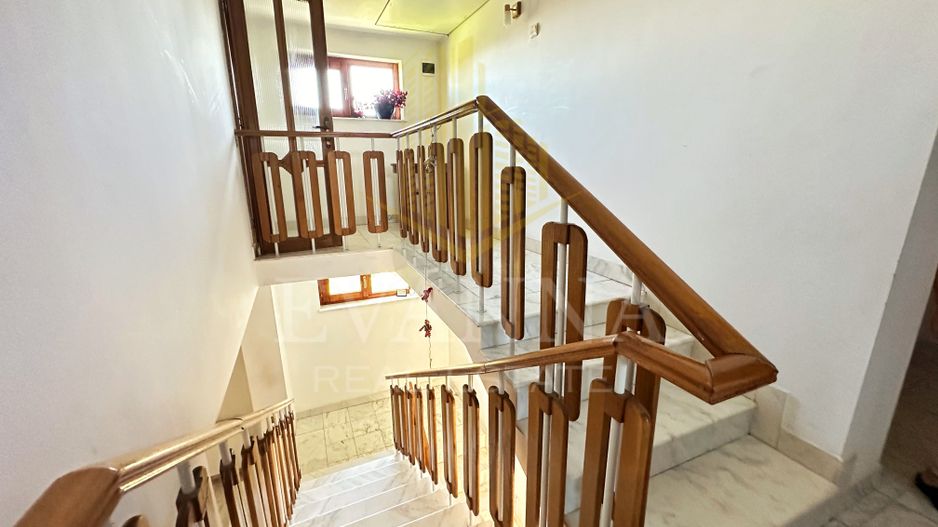 Strada Grigore Ureche / Casa de vanzare - Poză 4