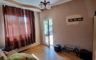 Casa individuala 7 camere Centru - Poză 9