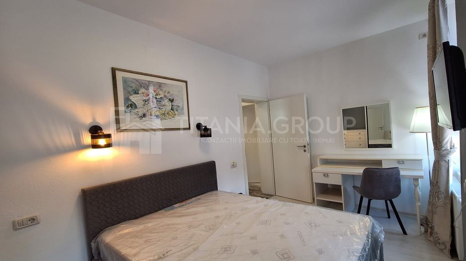 Apartament cu 3 camere, curte si loc de parcare Str. Lunga - Poză 4