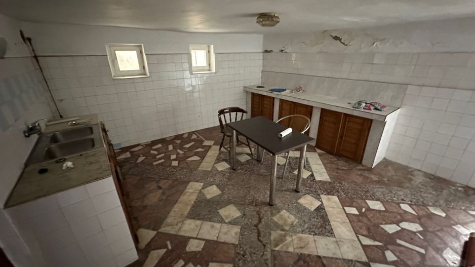 Casa pe artera - Simion Barnutiu - Poză 9