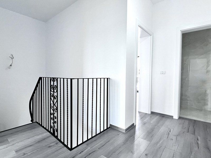 Duplex 5 camere, zona liniștită - Socar -  Dumbrăvița - Poză 21