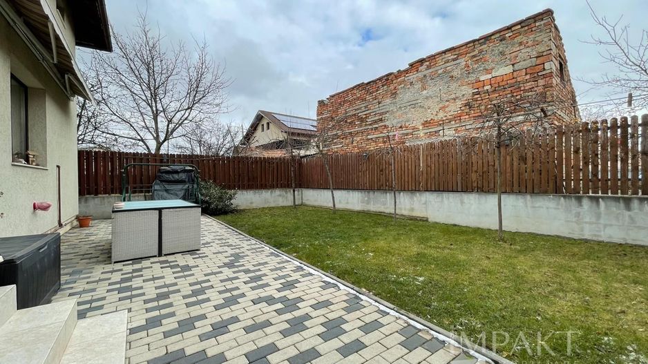 Casa  cu 4 Camere si Garaj in Cartierul Someseni, Cluj-Napoca - Poză 4