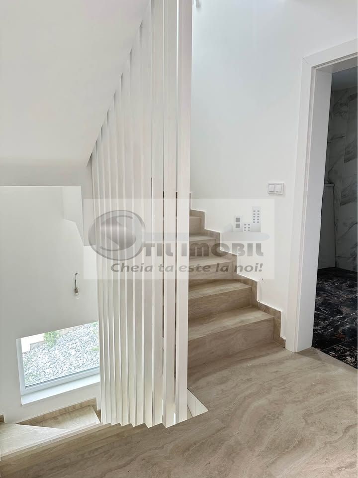 Casă tip duplex modern în zona Hlincea - Manta Roșie - 152.000 euro - Poză 4