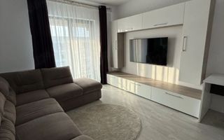 Vânzare, apartament 2 camere, zona Lujerului - Poză 1