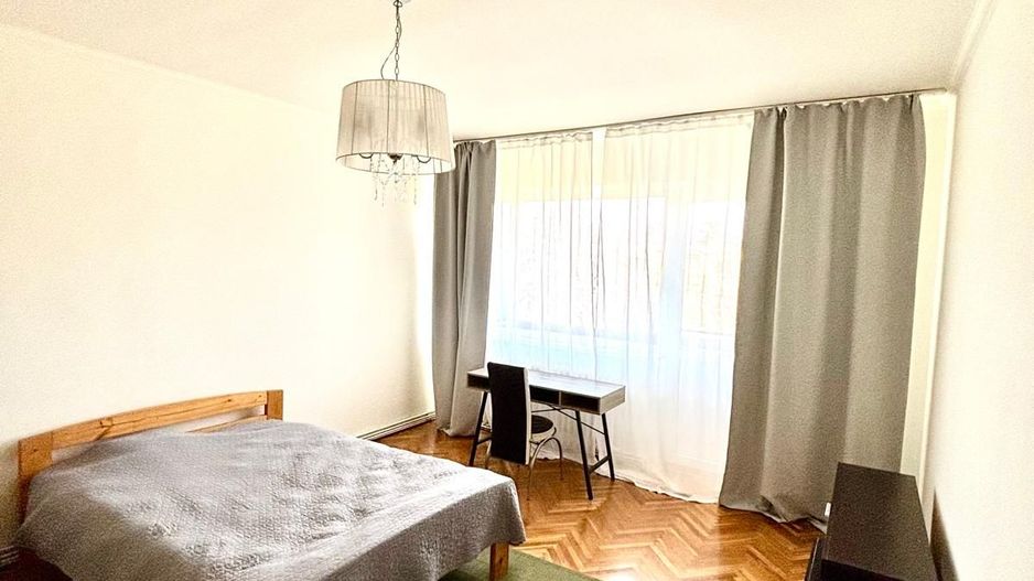 **Închiriere apartament 2 camere – zonă centrală, Plopilor, Cluj-Napoca** - Poză 3