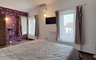 Casa individuala frumoasa si spatioasa in Giroc - Poză 32